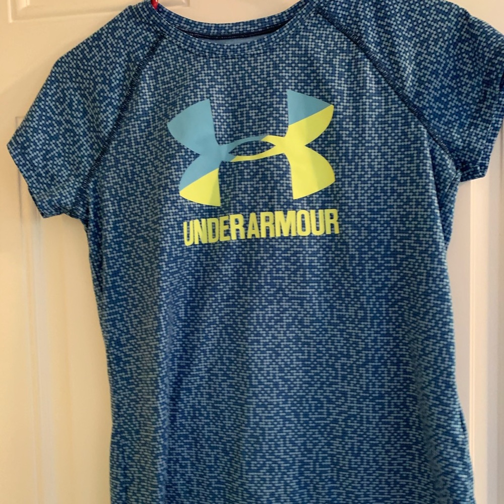 Under Armour Youth Large Athletic Tee